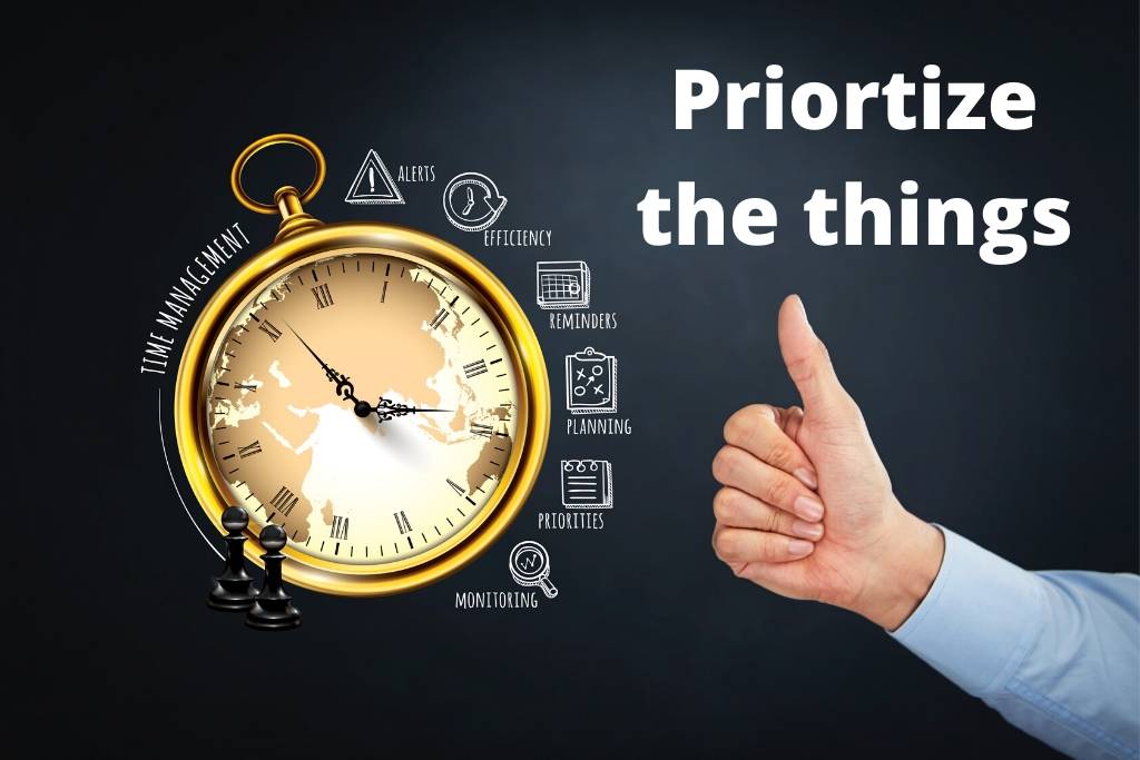 Header-one of the important tip to save  money is to prioritize the things which is utmost important for you.