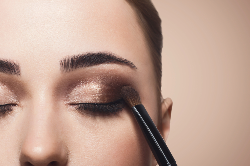 Why become a pro makeup artist
