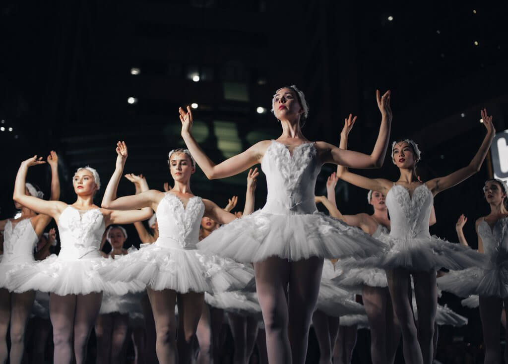 group-of-girls-doing-ballet-dance