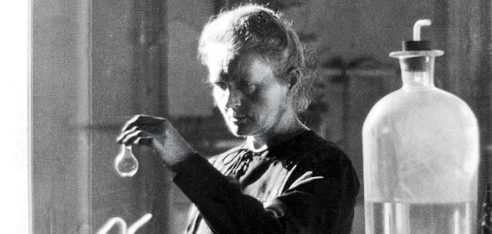 Marie Curie Top Scientist of world