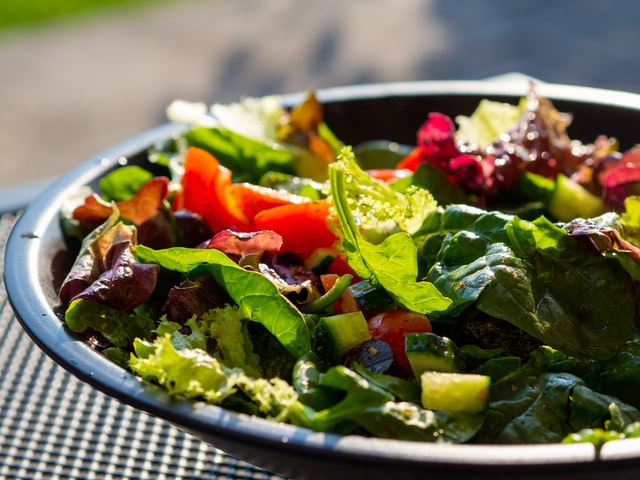 Salads are a great way to add vitamins, minerals and fibre to your diet. Vegetarian or non-vegetarian salads are must.