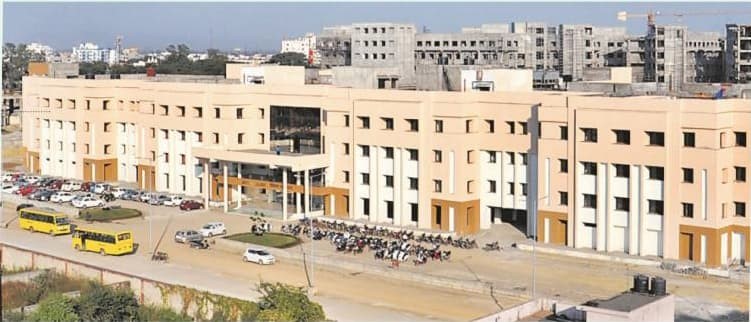  All India Institute of Medical Sciences (AIIMS) the number one medical college in India