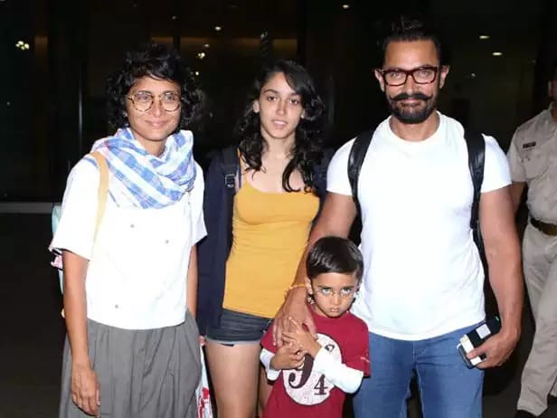 aamir with his family
